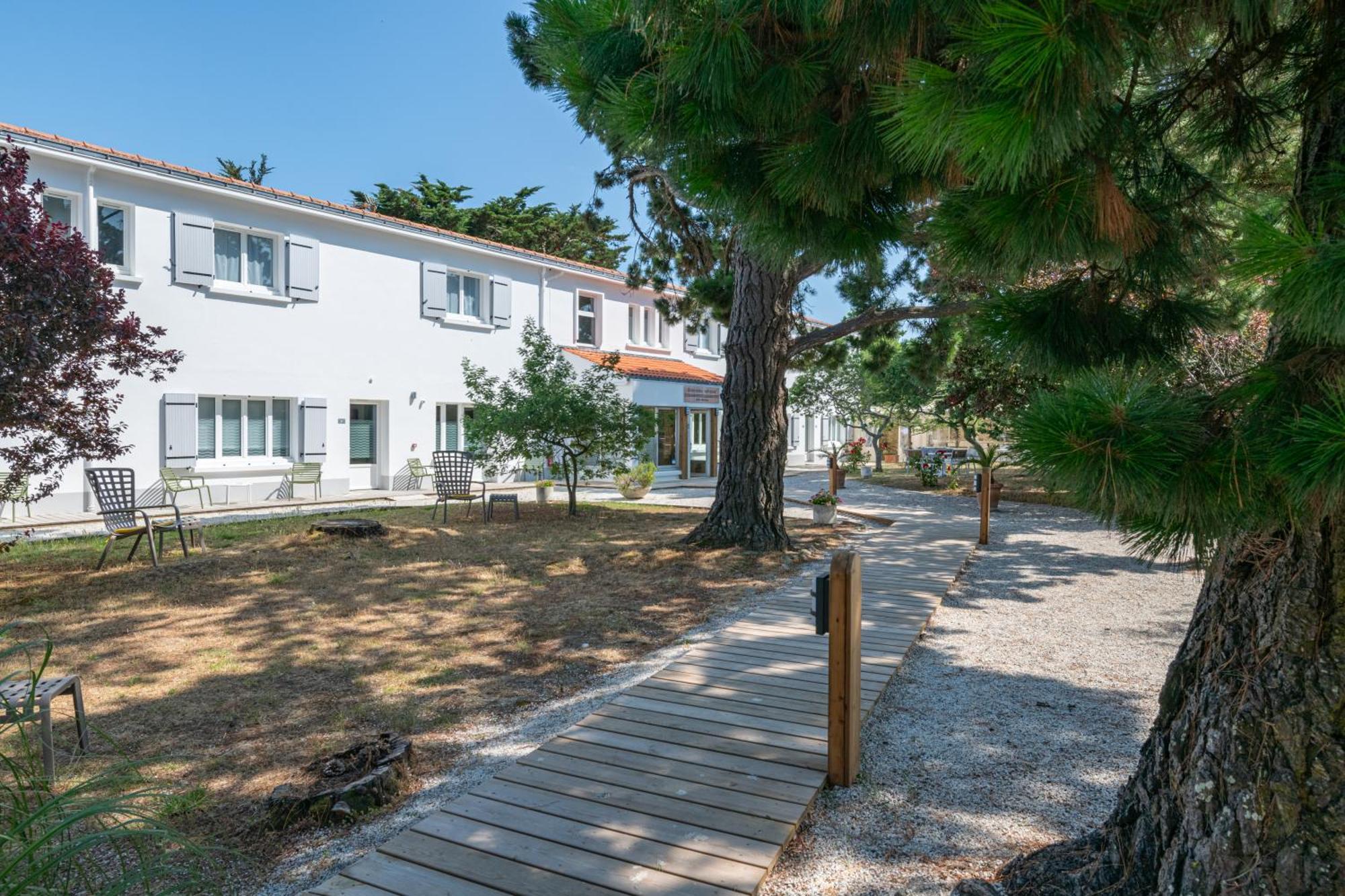 Maison Esperanza Hotel Et Appartement Нуармутье Экстерьер фото