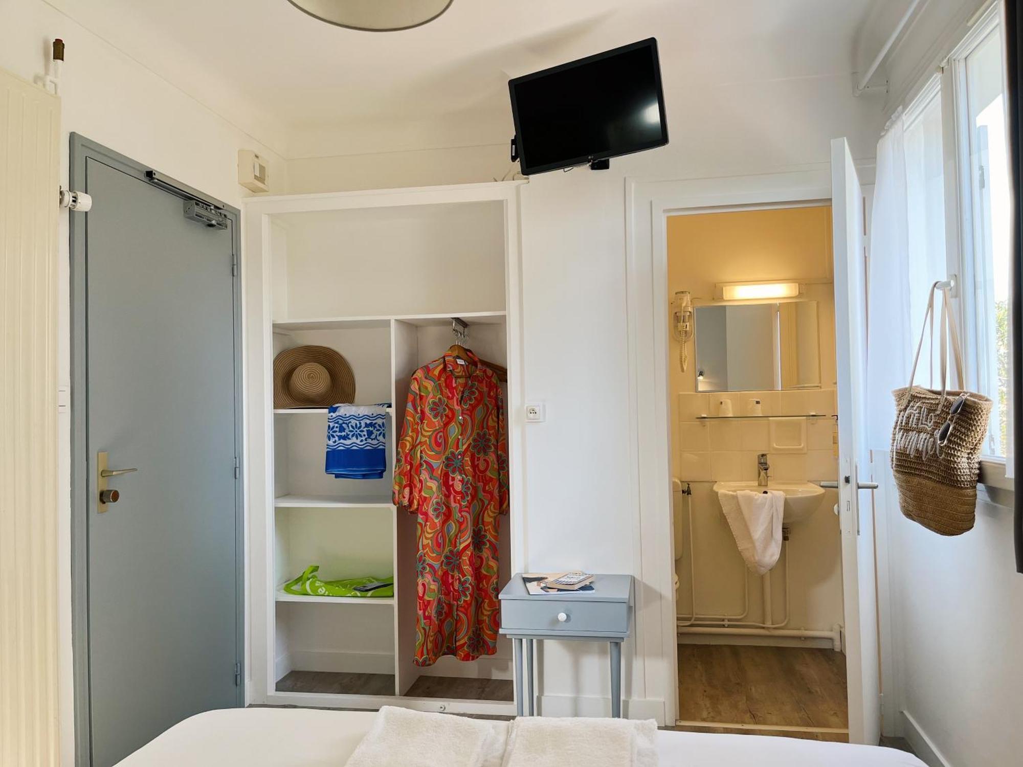 Maison Esperanza Hotel Et Appartement Нуармутье Экстерьер фото